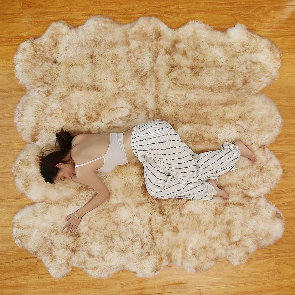 Amazon｜ムートンラグ 天然大判本物の毛皮 ラグムートン マット