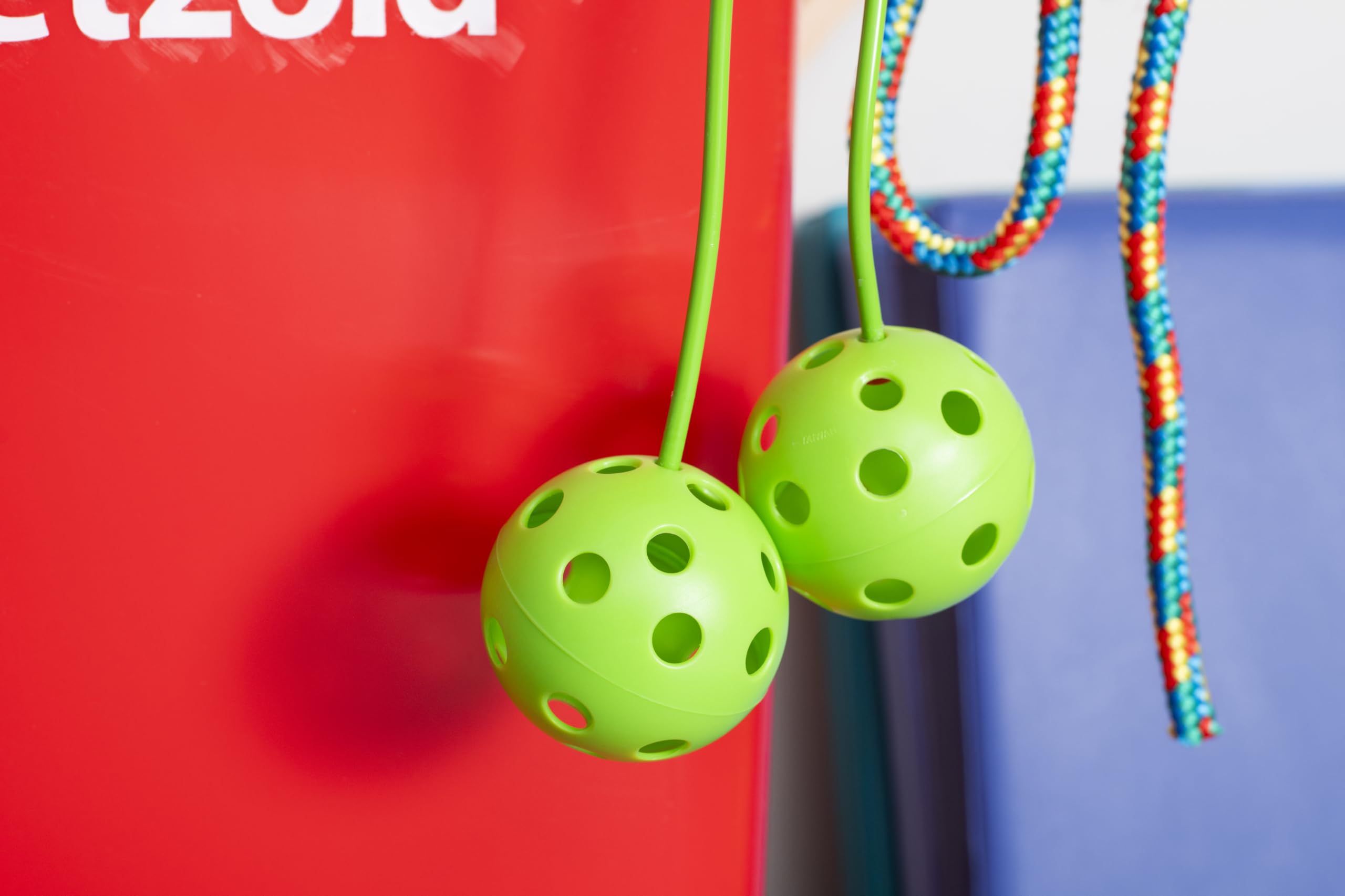 Betzold Aktivitäts- und Pausentonne - 44-teiliges Set für Mind. 80 Lernende Indoor Outdoor