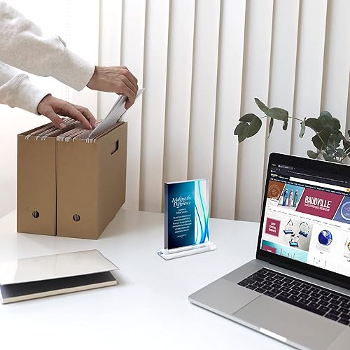 Miniatura 2 de Trofeo grabado  Acrílico azul  Forma rectangular  Acentos de rayas de colores  Grabado personalizado  Premio para empleados