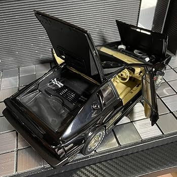 Amazon.co.jp: 絶版 品 オートアート 1/18 ロータス エスプリ