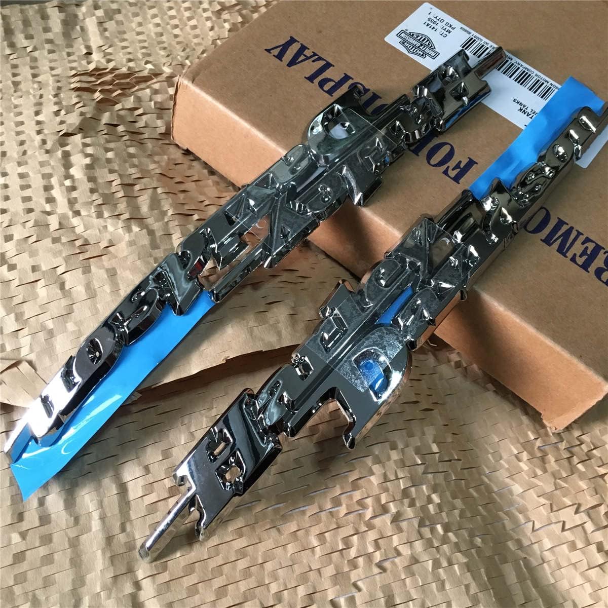 Gas Fuel Tank Emblems Medallions Badges Nameplates Decal Signs Logos Compatible for Harley-Davidson Street Road Glide Ultra CVO Touring Plastic 61830-06 61831-06 Chrome