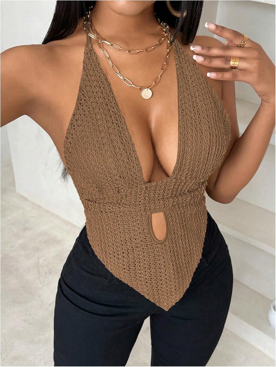 SOLY HUX Women's Deep V Neck Cut Out Halter Top Tie Backless Asymmetrical Hem Summer Tops - Image 3