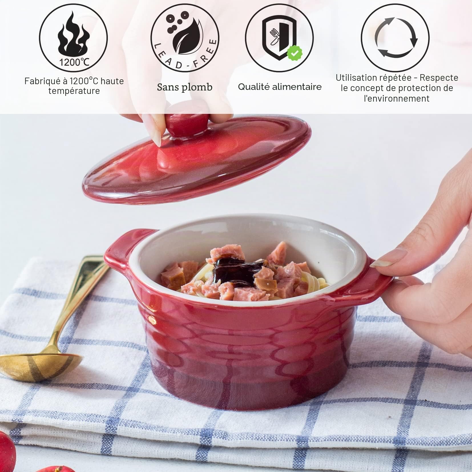 Cocotte à Four en Céramique, UNICASA Mini Petites Cocottes avec Couvercle de 250 ml, Ramequins Porcelaines Moule à Soufflé pour le Four et Micro-onde, Cadeau Parfait pour la Fête - 250ml, Rouge