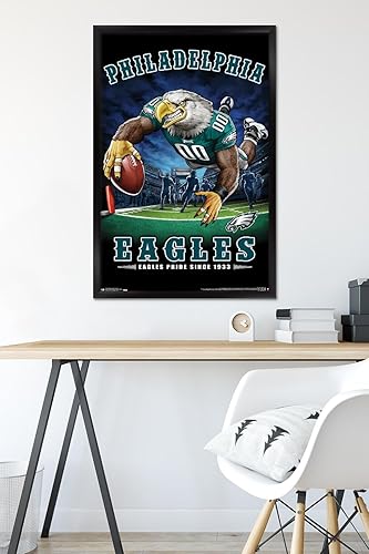 Miniatura 35 de Trends International NFL Philadelphia Eagles - Póster de pared de End Zone 17, 22.375 x 34 pulgadas, versión enmarcada plateada Versión con marco