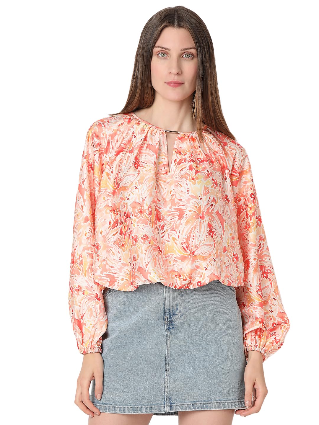 Vero Moda Women's Polyester Relaxed Fit Top in neutral