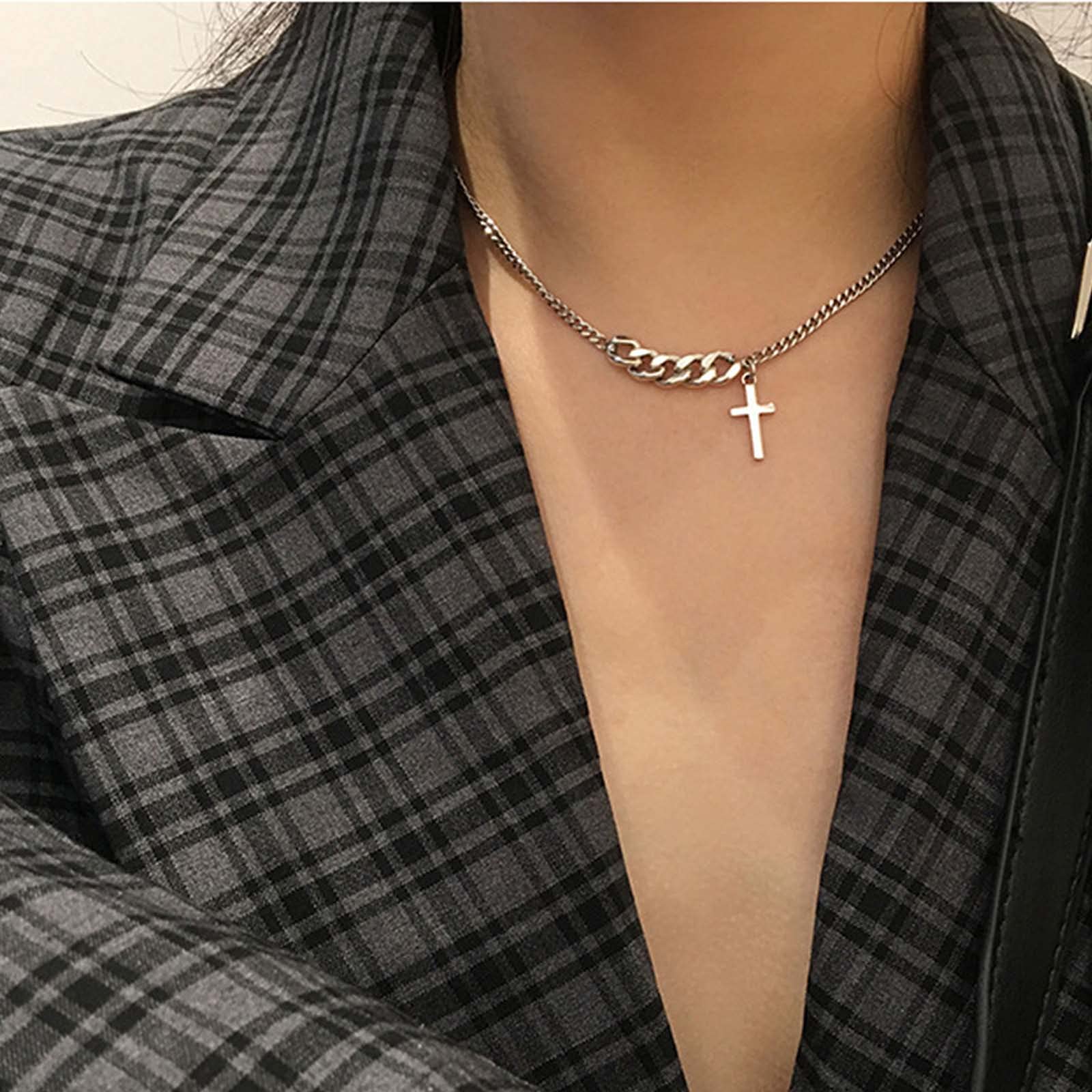 SttiafayVintage Gold Choker Necklace Cross Pendant Necklace Chunky Chain Statement Necklace Jewelry for Women and Girls