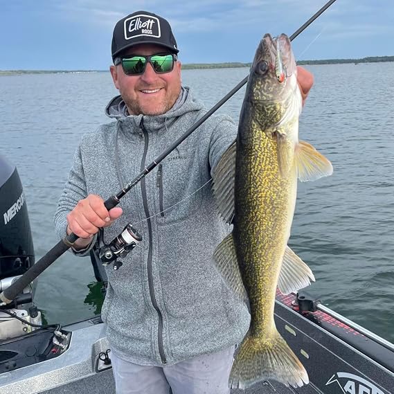 Northland Fishing Tackle Pitchin' Puppet Darting Premium Fishing Jig for Snap Jigging & Pitching Walleyes, Assorted Lure Colors & Bait Sizes