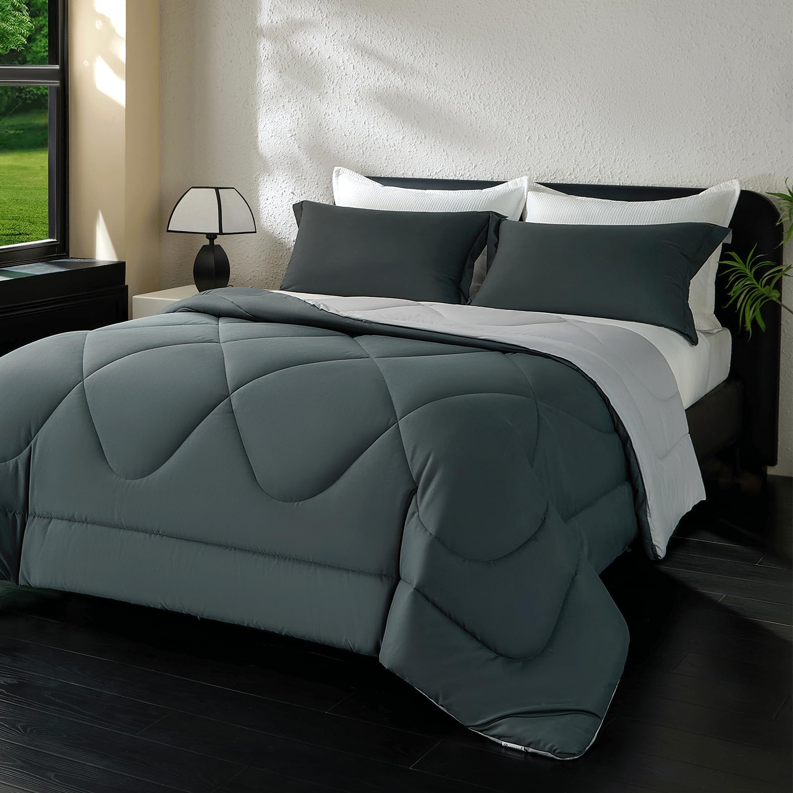 beeweed Piumino Letto Matrimoniale Maxi 4 Stagioni 240x260, Reversibile Piumone Autunnale Invernale 240x260cm - Coperta Trapunta 260x240 di Microfibra Sintetico 300 GSM, OEKO-TEX, Con 2 federa(40X80)