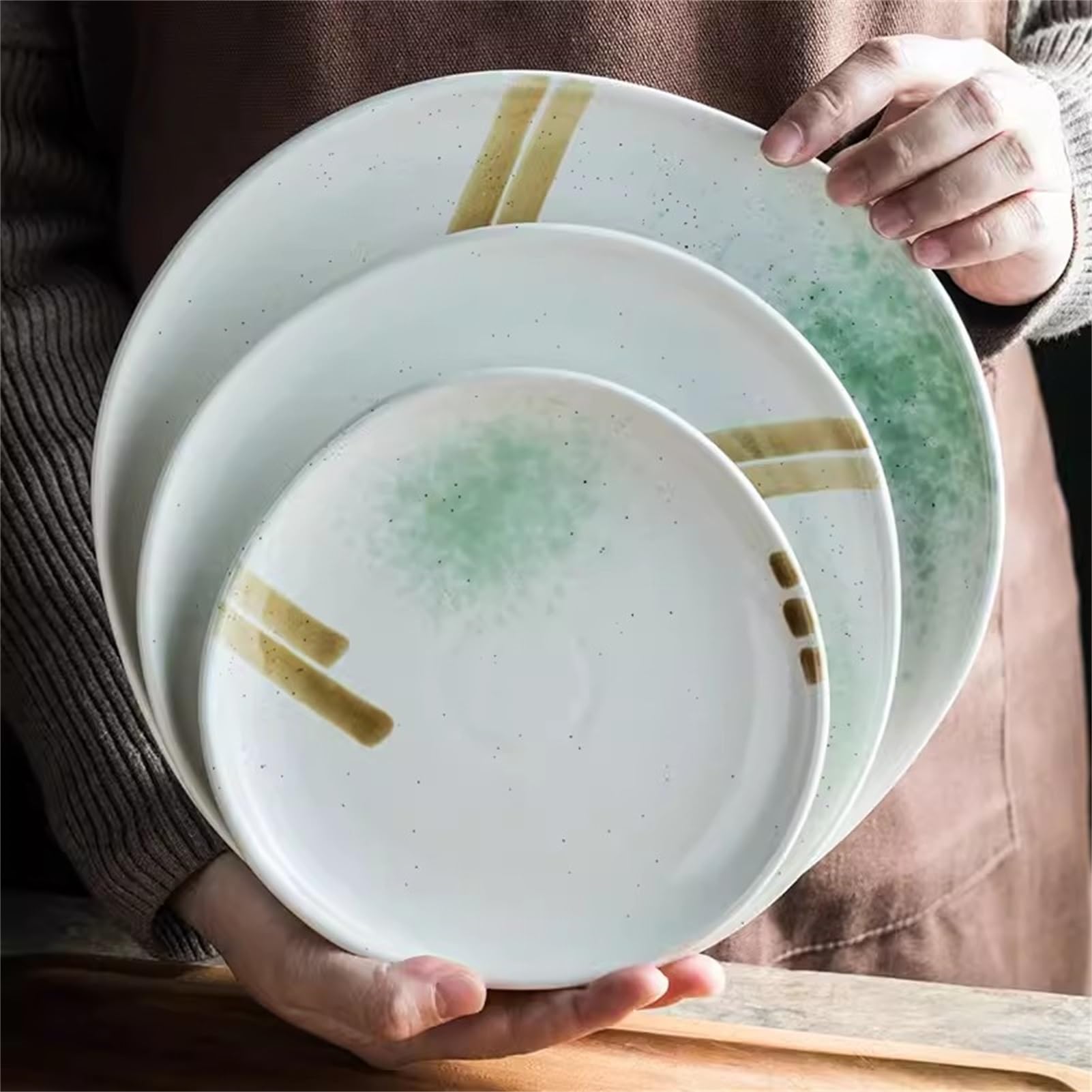 Meiiron Assiette Ronde irrégulière de Style Japonais Bols Peu Profonds en céramique émaillée Paquet de 2 Bols Japonais Ensemble de Vaisselle Assiettes Profondes (Color : B, Size : 10")