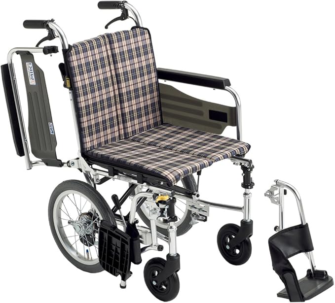 メンテナン 車いす 車椅子 ミキ 介助式 スキット2 車イスの通販 by
