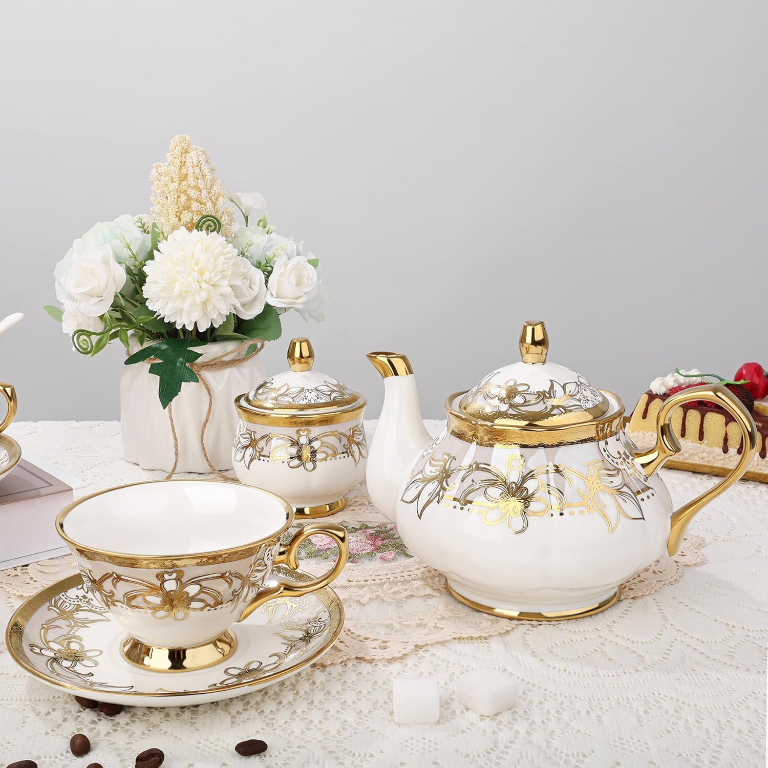 fanquare Juego de Té de Porcelana de 21 Piezas con Crema de Azúcar, Taza y Platillos para 6, Juego de Café Floral Real con Borde Dorado para Regalo de Cumpleaños y Aniversario de Boda