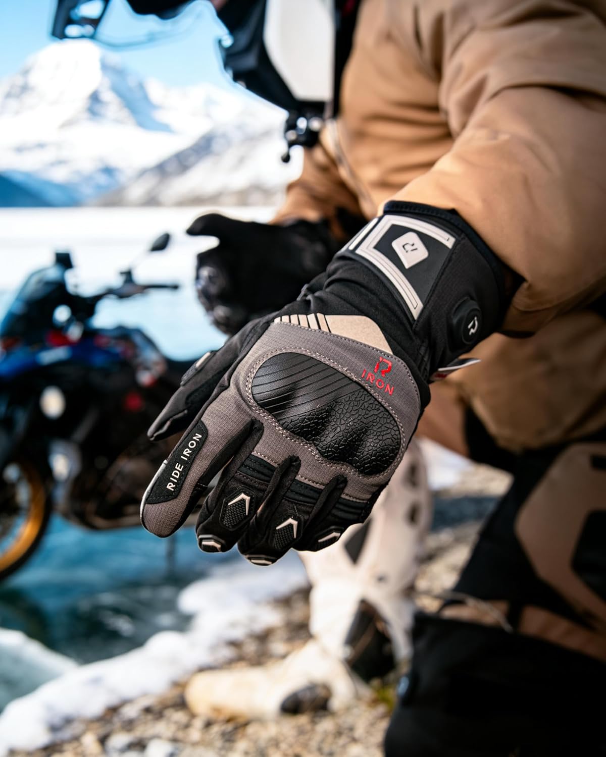 Winter Motorcycle Gloves Waterproof Riding Gloves Warm Windproof Touchscreen Cold Weather Gloves for Men Women