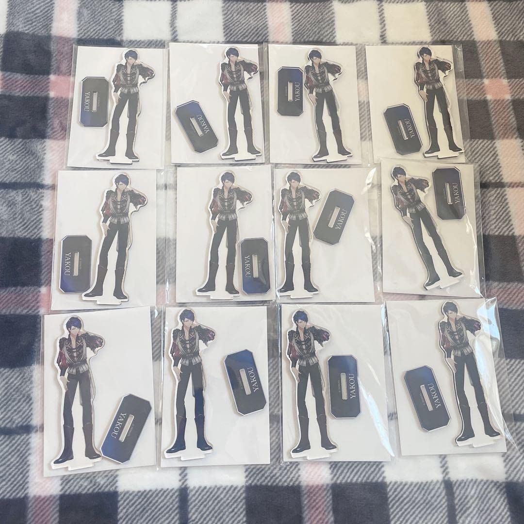 ブラスタ 夜光 映画村 アクキー Amazon.co.jp: ブラックスター ブラスタ 夜光 映画村 アクスタ