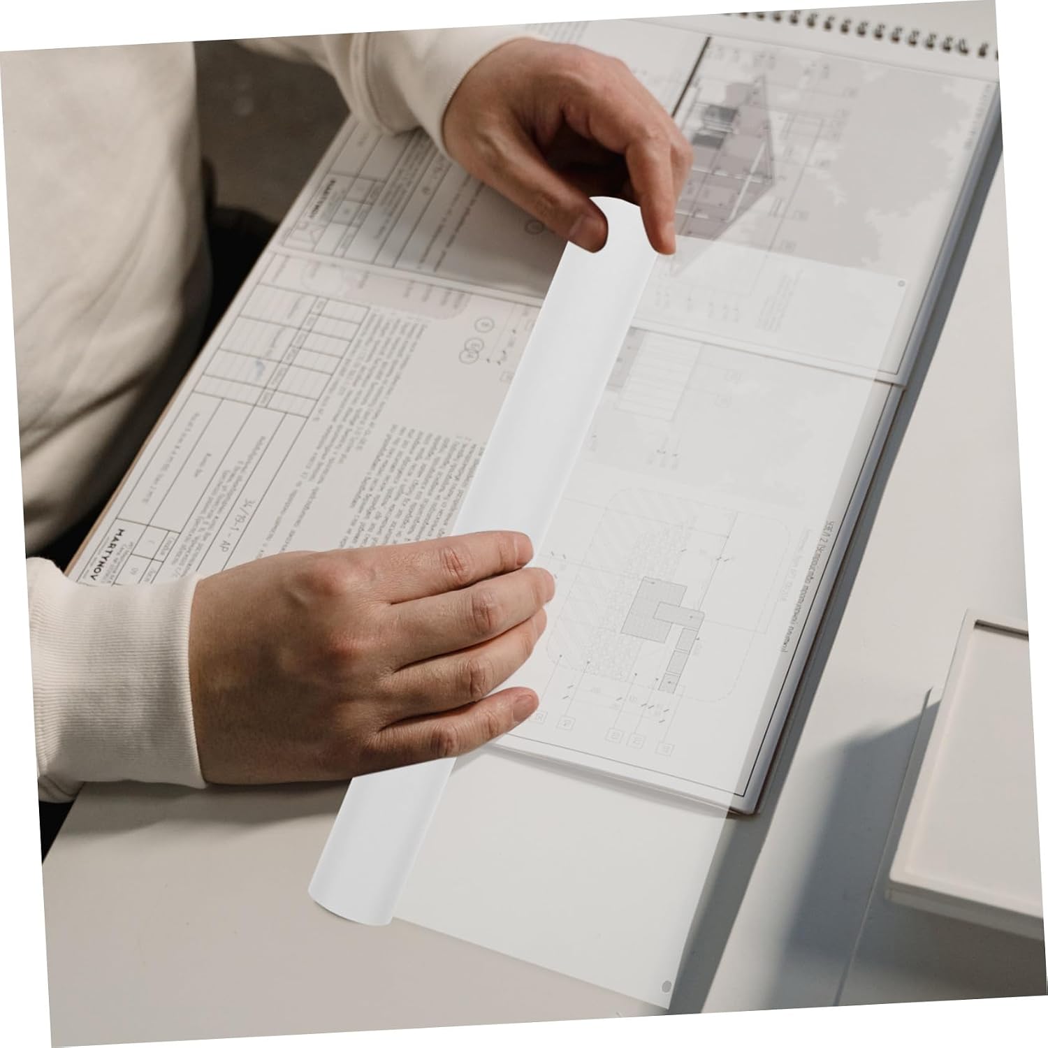 STOBAZA Painting Tracing Paper Translucent Sketching Copy Paper for Artists and Crafts with Smooth Surface for Drawing and Drafting