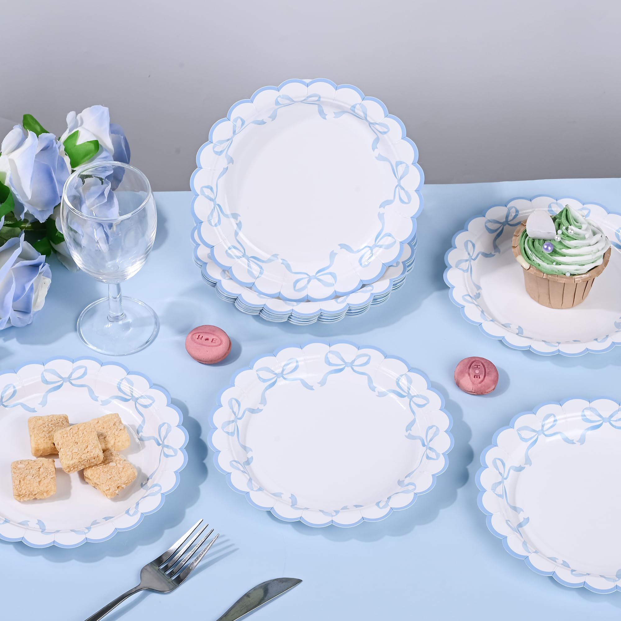 24 platos de papel con lazo azul, platos desechables para fiesta, lazo festoneado de 7 pulgadas, plato de postre para cumpleaños, novia, baby shower, vajilla de decoración de mesa
