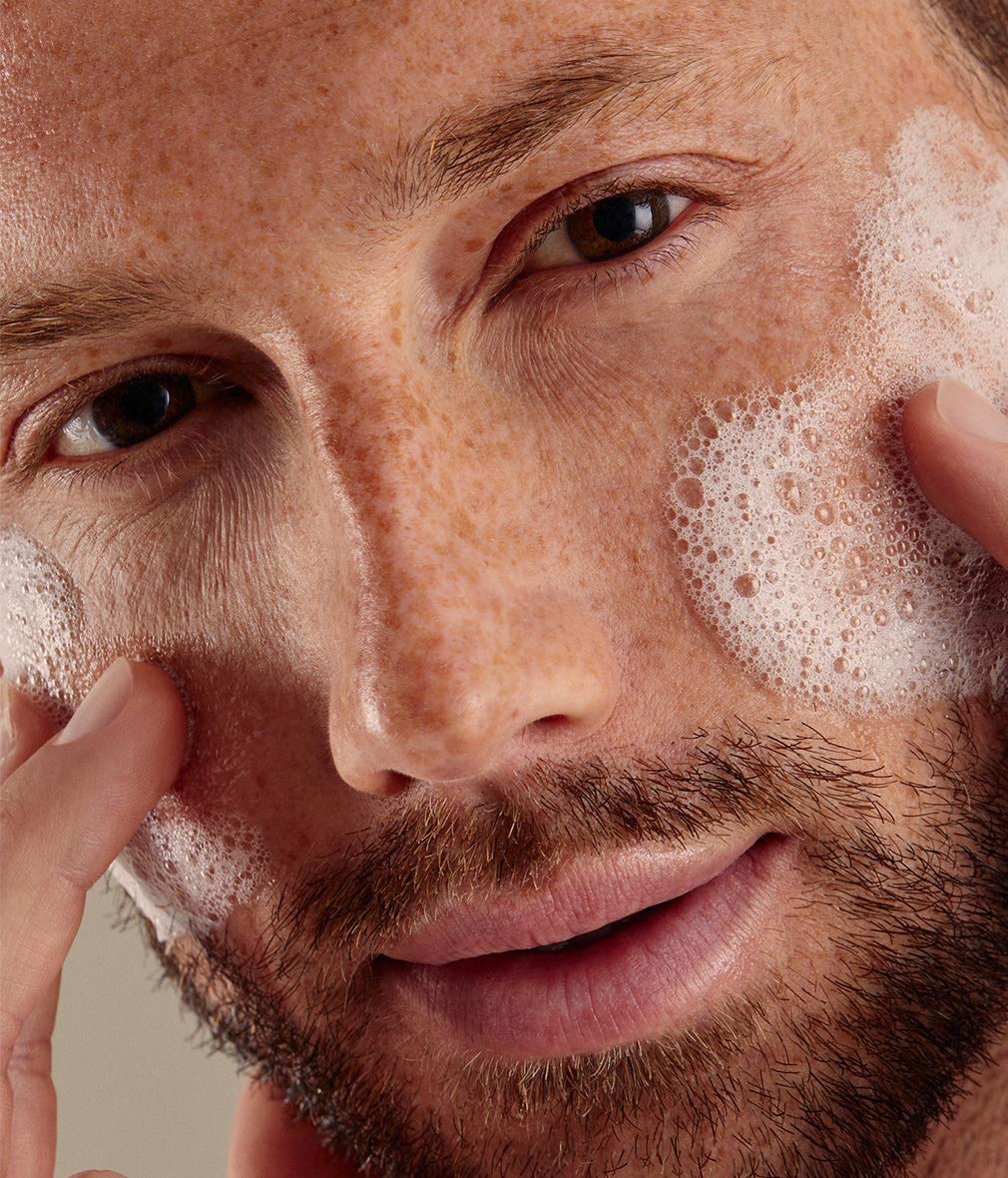 NIVEA MEN Active Energy żel do mycia (100 ml), żel do mycia z kofeiną ze 100% naturalnego źródła, odświeżające i gruntowne oczyszczanie twarzy