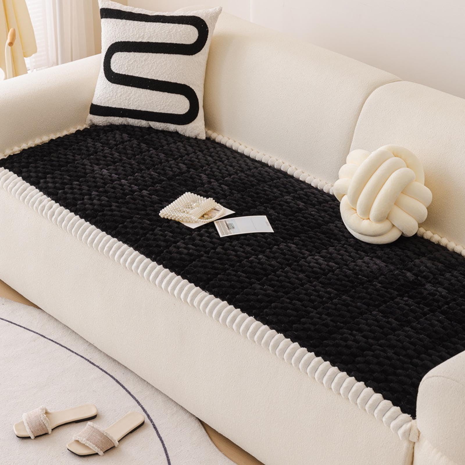 Housse de canapé Cloud Touch pour rénover un canapé usé en velours noir lavable