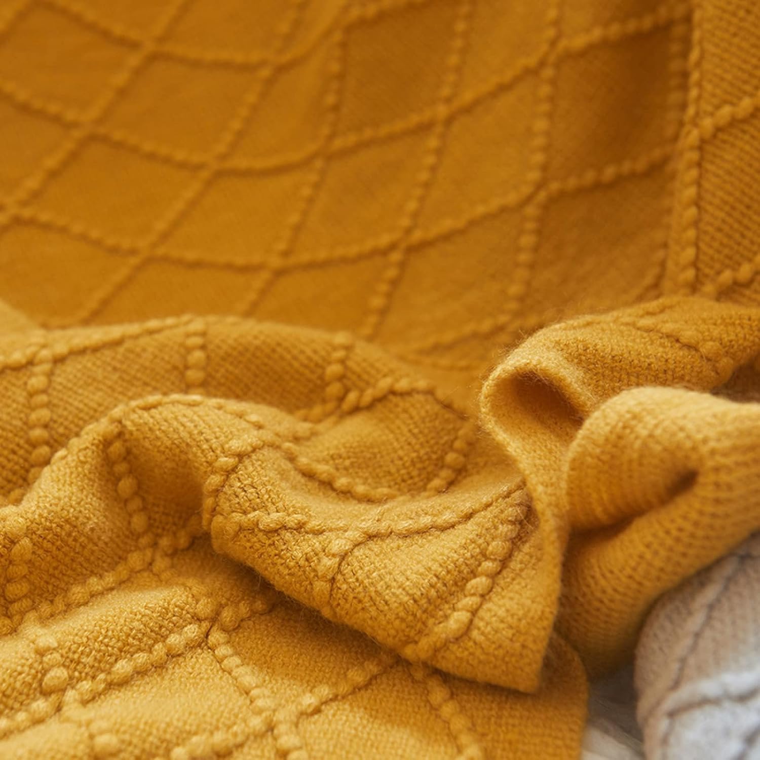 Bed Runner Hotel Bedspread Luxury Bed Scarf No Fading Soft Bed Tail Towel Modern Tassel Bedding Decoration for Queen, Double, Single, King Size Bed-Brown||King