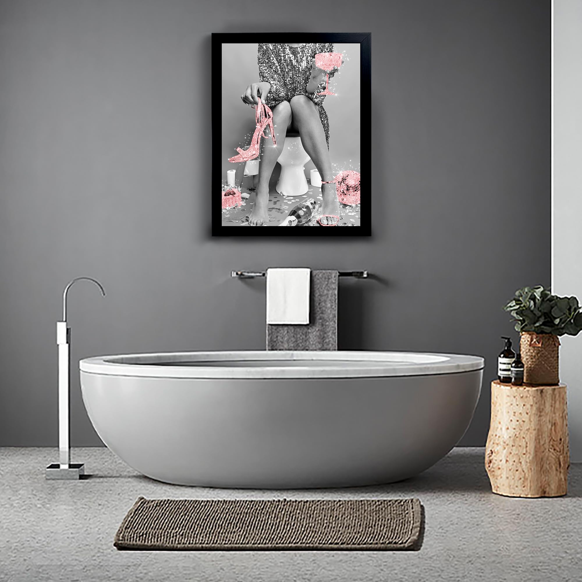 Black Framed Women on Toilet - Fashion Wall Art Bathroom Pink Wall Decor,  Modern Women Picture Photos Glittering Dress Canvas Wall Art,Pink Glam  Glitter Canvas Posters,Funny Bathroom Artwork : Amazon.ca: Home