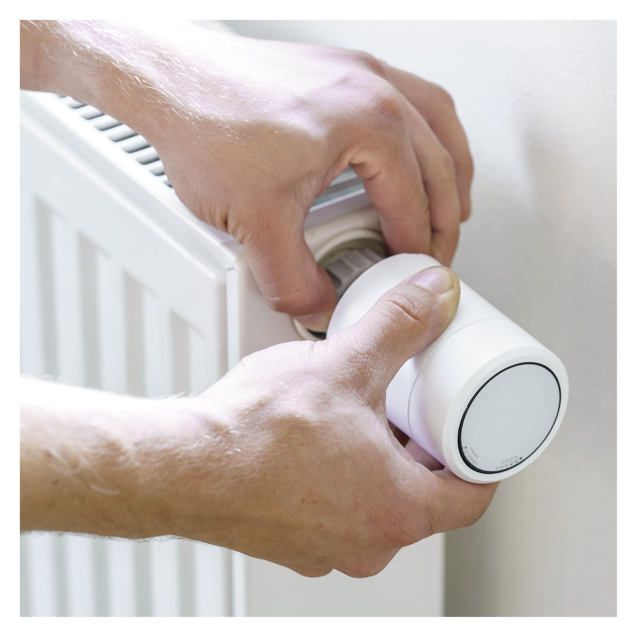 EMOS GoSmart Heizkörperthermostat mit App, programmierbarer ZigBee Smart Home Thermostat, einstellbare Hysterese, kompatibel mit Tuya, Smart Life, Alexa, Google Assistant