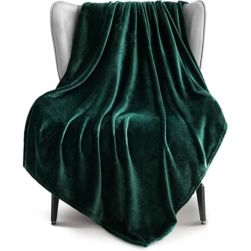 Exclusivo Mezcla Extra Large Fleece Throw Blanket for Couch, Sofa, 300GSM Super Soft and Warm Blankets, Forest Green Throw All Season Use, Cozy, Plush, Lightweight, 50x70 Inches