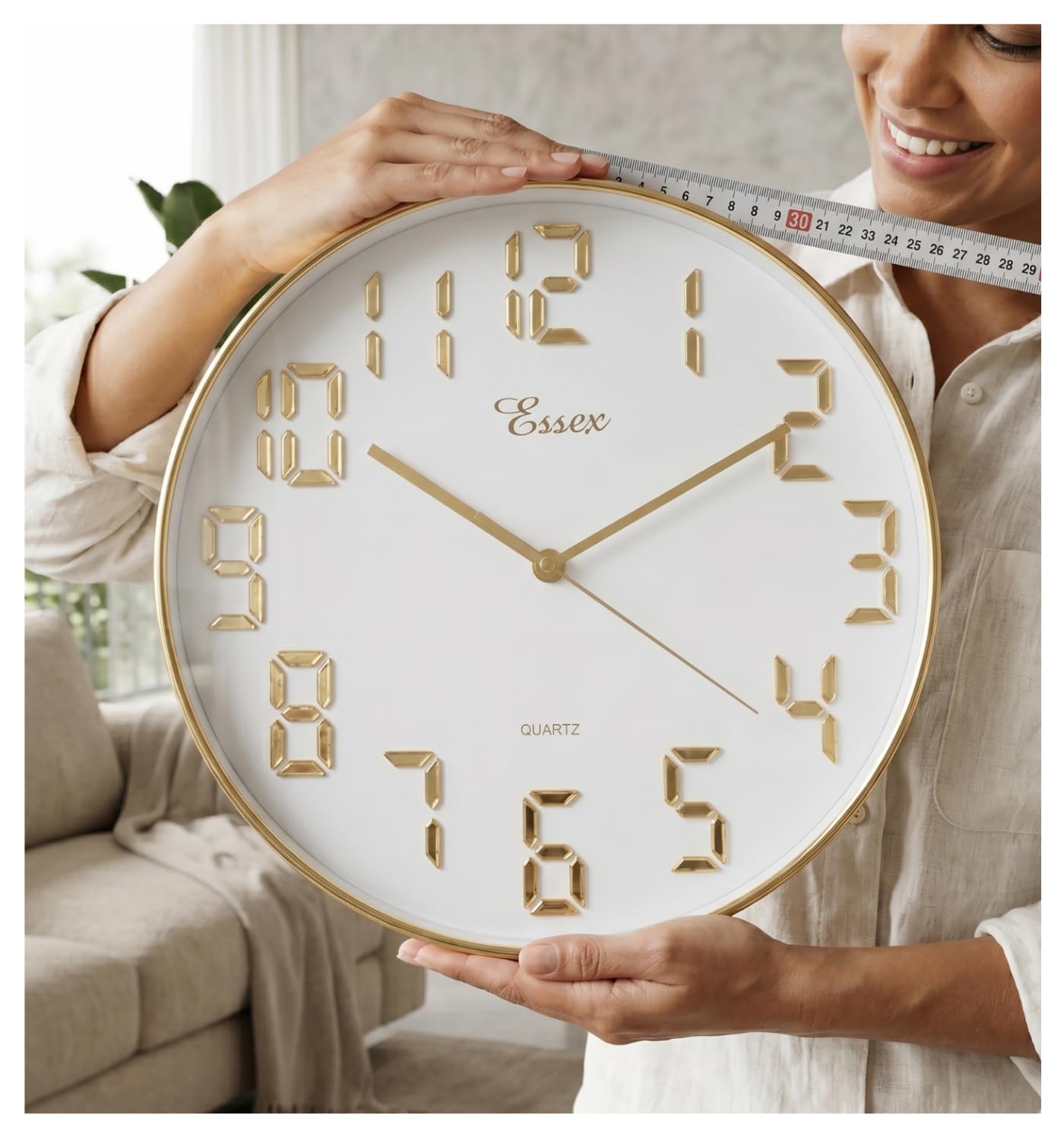 Relógio de Parede 30cm Dourado Luxo Design Minimalista com Detalhes em Gold Rosé