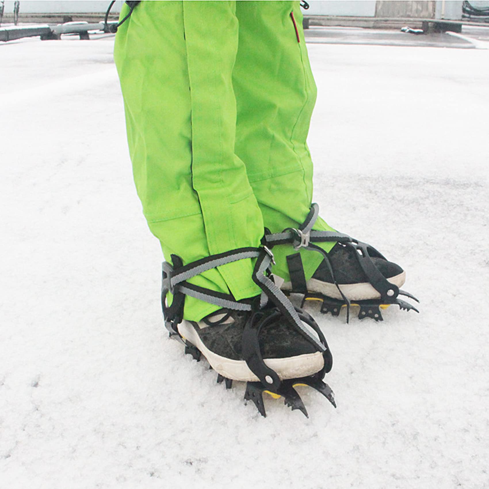Crampons à neige en acier à 18 dents en caoutchouc TPE extensible et manganèse - Couvre-bottes réglables pour randonnée, marche sur glace et saleté