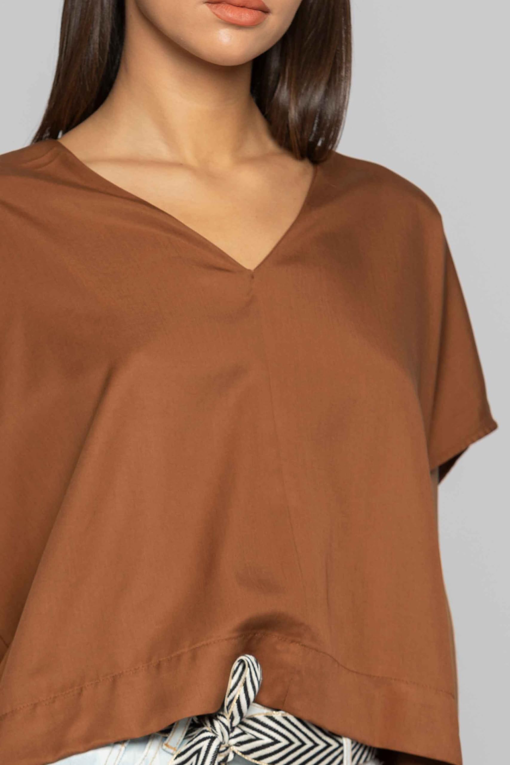 Kocca Blusa Donna Donna a Maniche Corte con Scollo a V MOD. Zaky