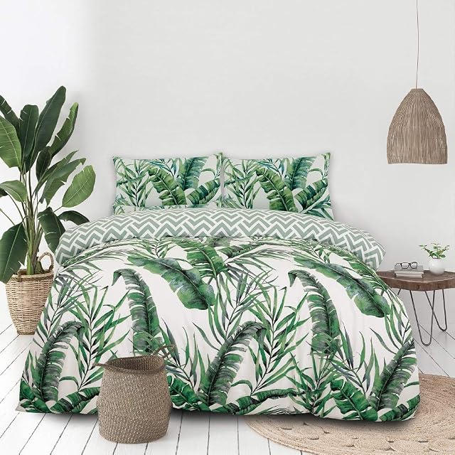 Night Comfort Eco Breathable Duvet Cover with Pillowcases | 100% Polycotton Percale Exclusive Quinn Green Design | Machine Washable and Non-Allergenic Bedding Set (King)