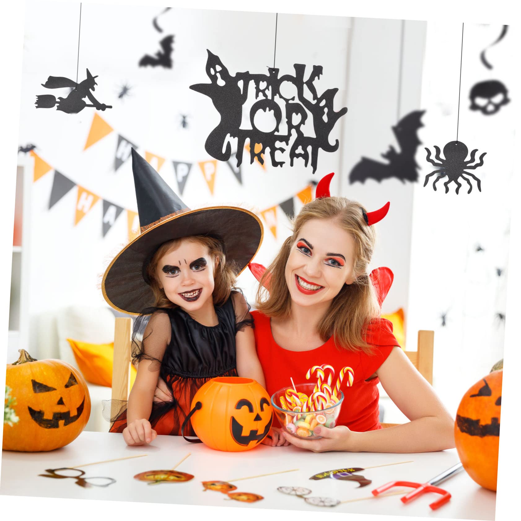 Ciieeo 5 Set di Decorazioni di Halloween A LED Ragnatele Teschi Streghe E Spirali per Decorazioni per Feste
