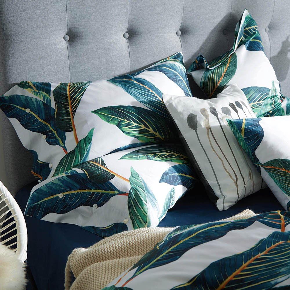 Frее Shірріng оƒƒеr MKXI Home Duvet Cover Set Zipper Closure Vintage Print Quilt Cover Set White Queen Green Tropical Leaves Pattern Reversible Cotton Luxury Bedding Collection