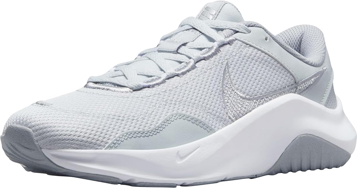 Nike W Legend Essential 3 Nn, Zapatillas de Entrenamiento Mujer