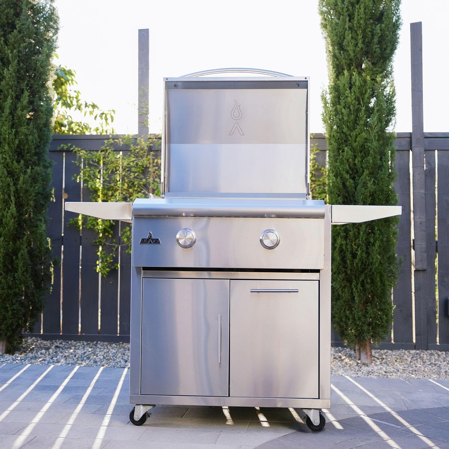 Blaze LTE+ 30-Inch Natural Gas Griddle w/Lift-Assist Hood