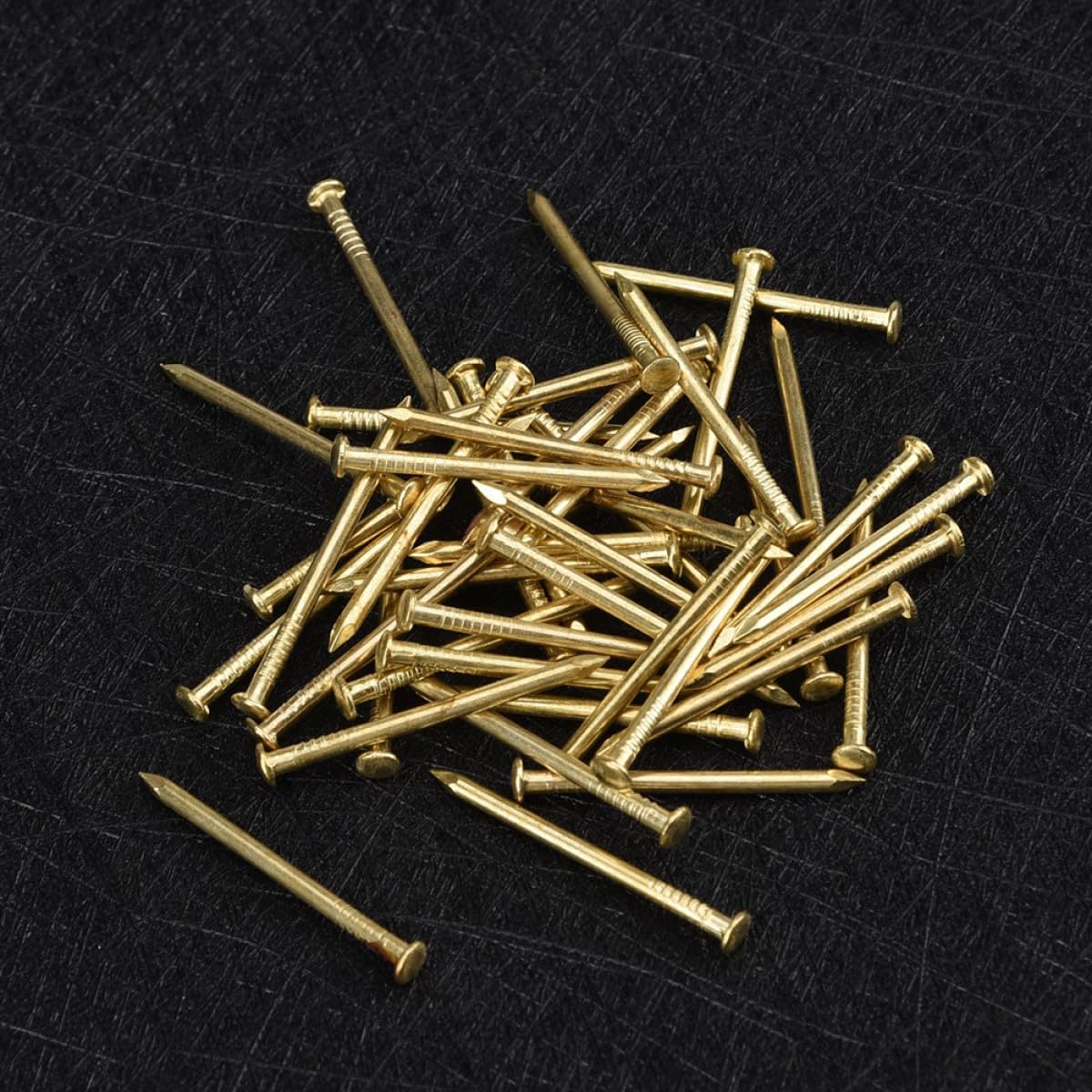 Housoutil 900 Pcs Cadre Photo À Tête En Cuivre Crochet Photo Clous Photo Plâtre Suspendu Cadres Photo Noirs Clous À Tête Murale À Ongles Photo À Tête Ronde Fer