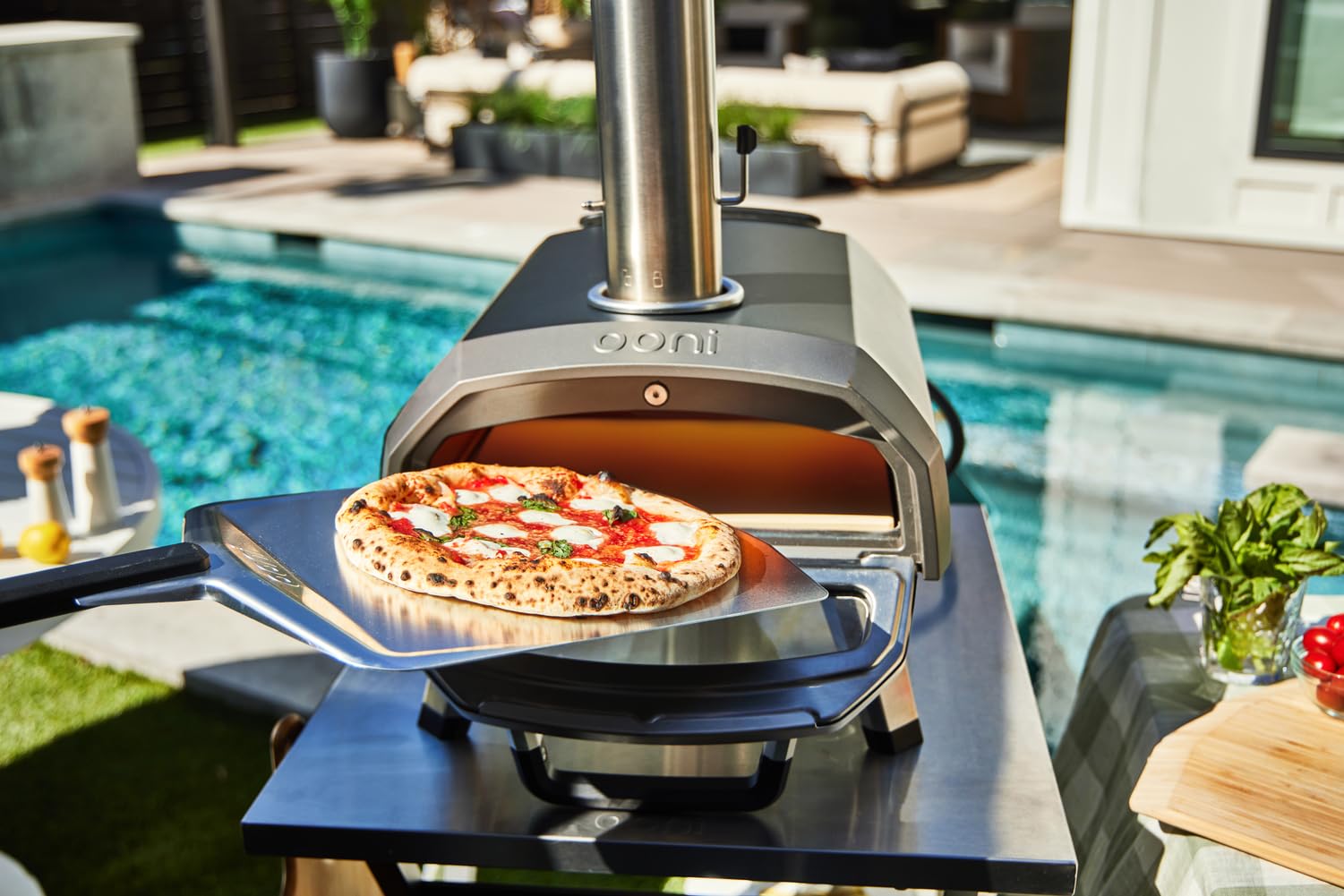 Ooni Karu 2 Pizzaofen Set 12 Zoll Pizzaschaufel Tragbarer Multi-Brennstoff Outdoor Gas & Holz Pizza Ofen