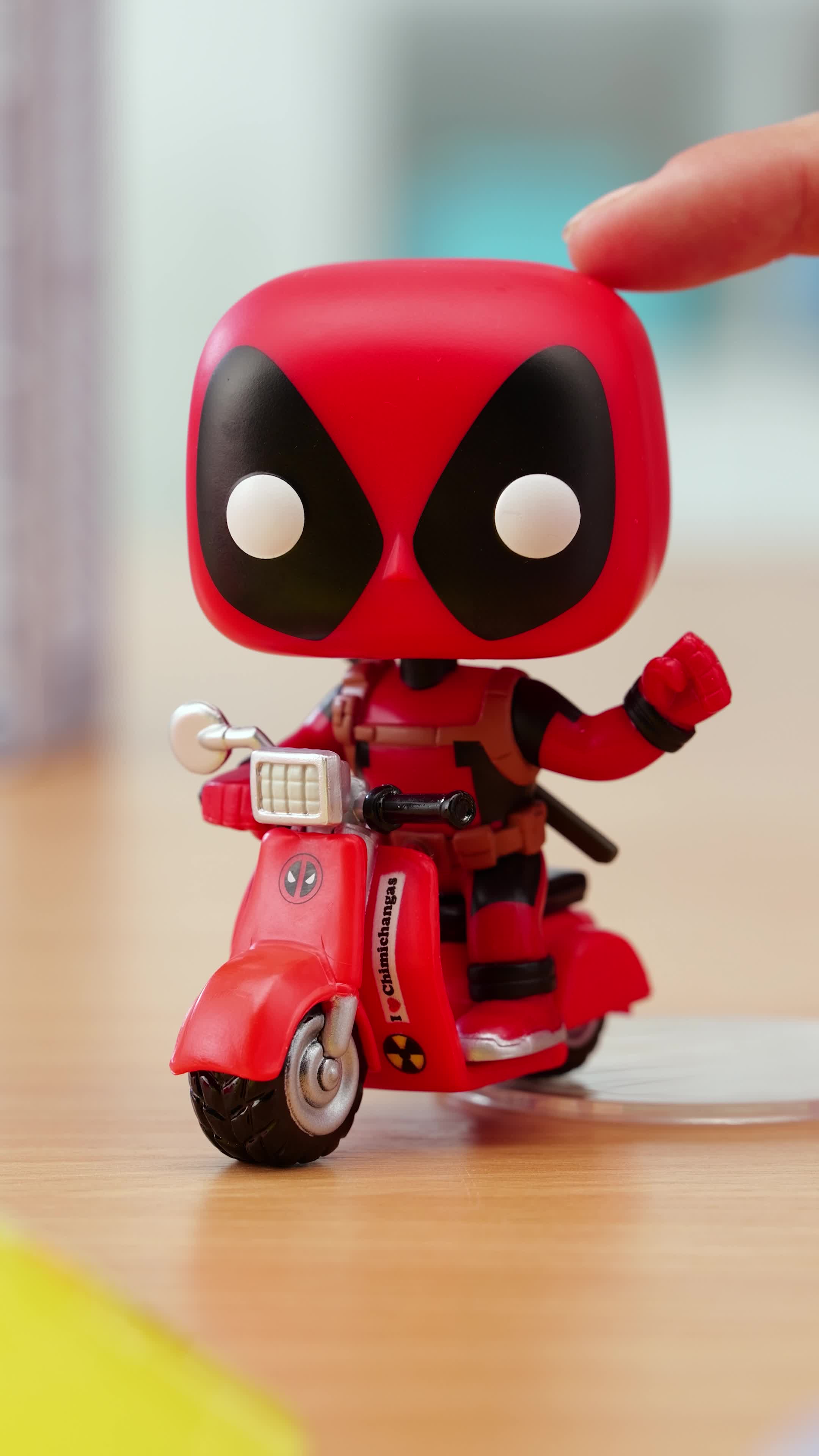 Funko POP! Rides: Deadpool - Deadpool & Scooter - Collectable