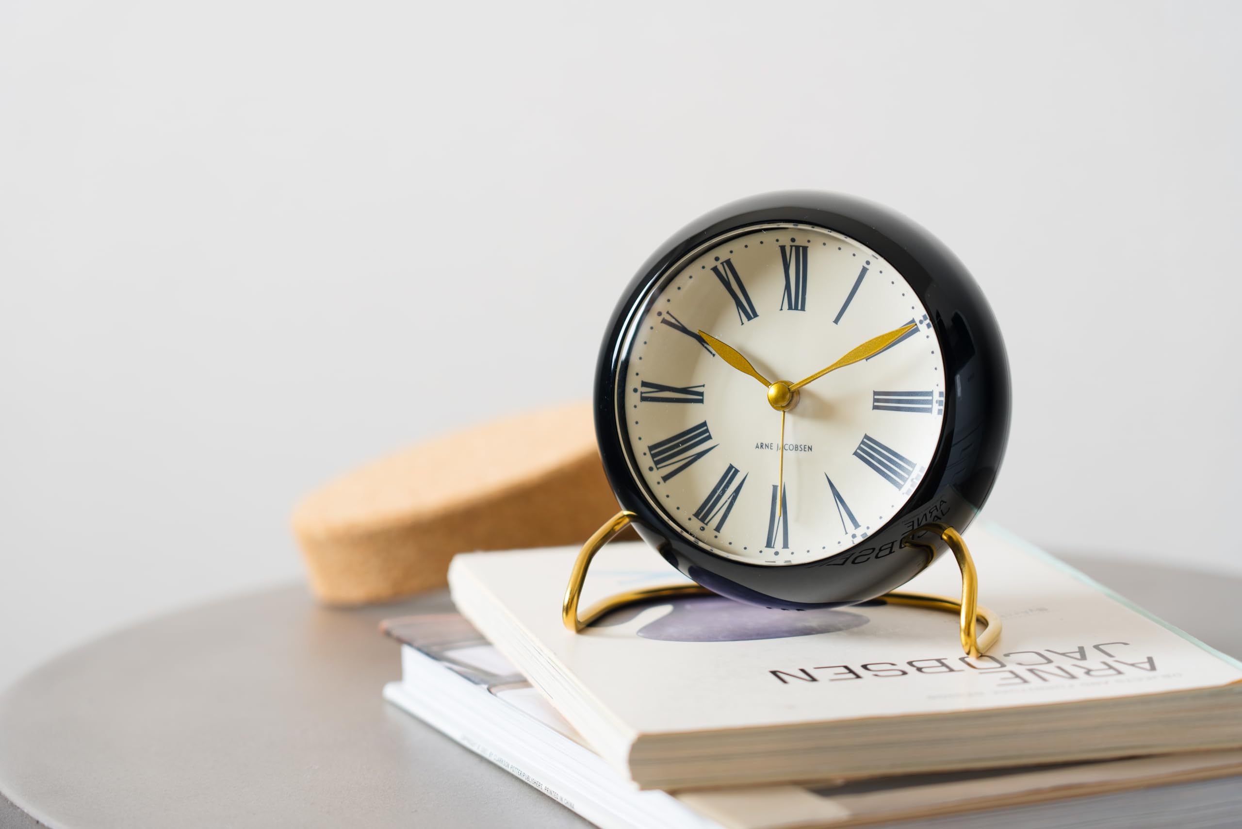 Amazon.co.jp: ARNE JACOBSEN 置き時計 目覚まし時計 11cm 北欧