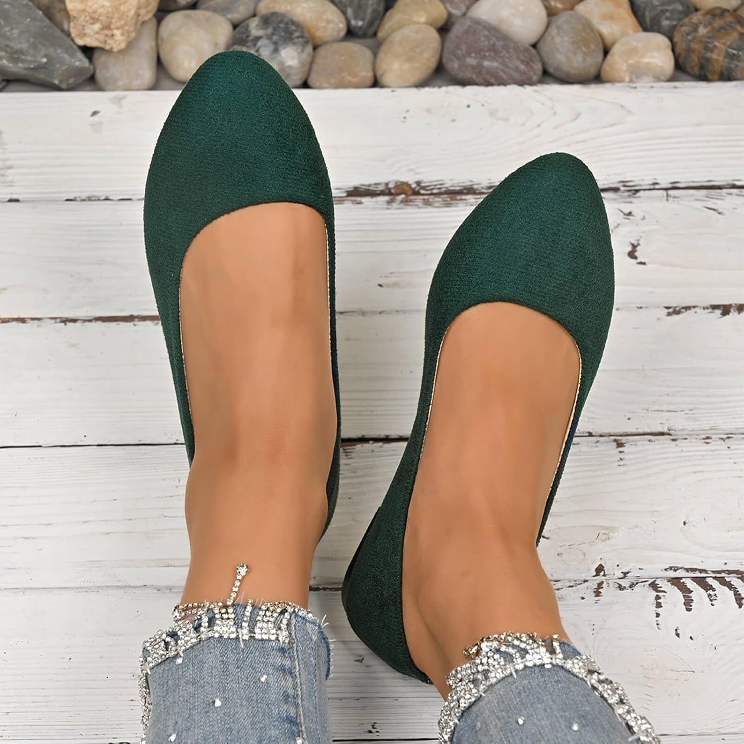 Women Velvet Flat Shoes Comfort Lightweight Slip on Ballet Flats Pointed Toe Dressy Loafers Business Work Walking Shoe