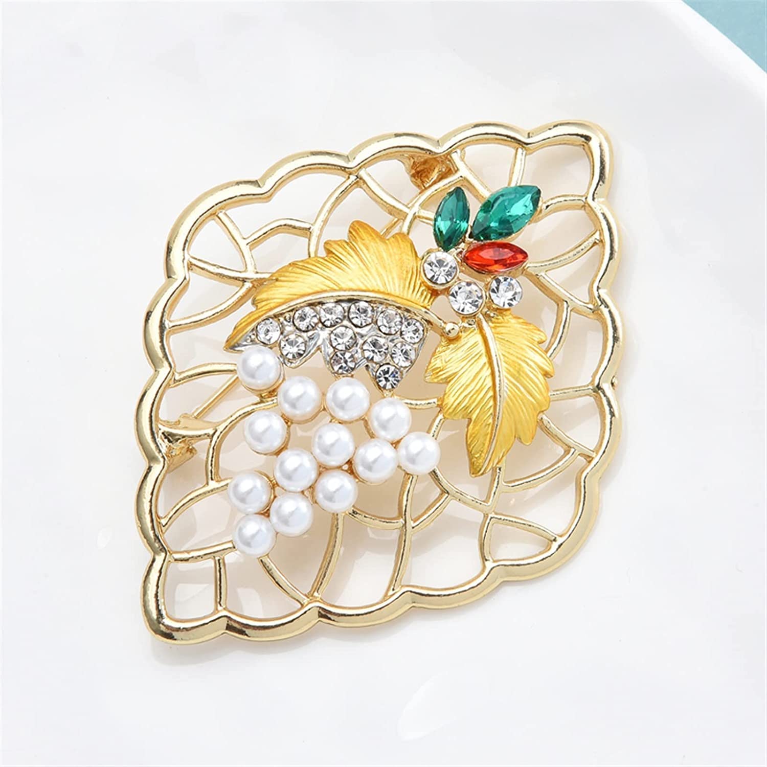 Broschen Für Damen Traube Brosche Pin Perle Retro Palast Stil Frucht Blumen Party Jacke Mantel Exquisit Anstecknadeln