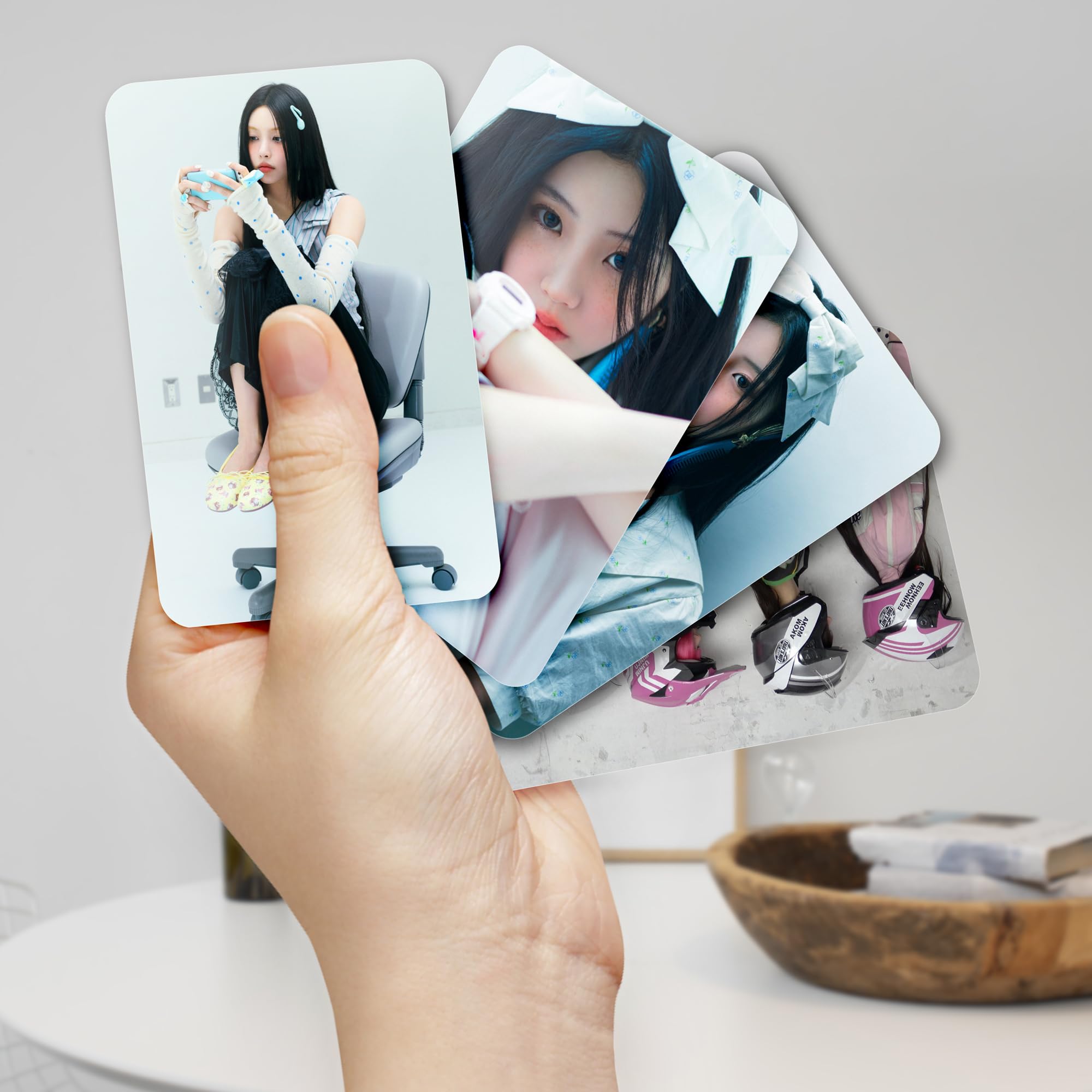 illit "Not My Name" Album Glossy Laminated Photo Cards (Set of 14+2 Freebies)-image-2