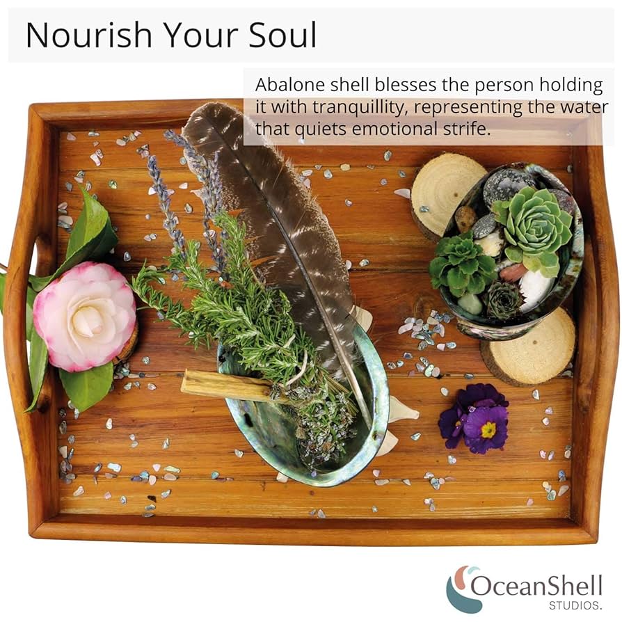 アバロンシェル 卵型置物 Ciel Collectablesのスズラン卵型小物入れ。手描きのエナメルに