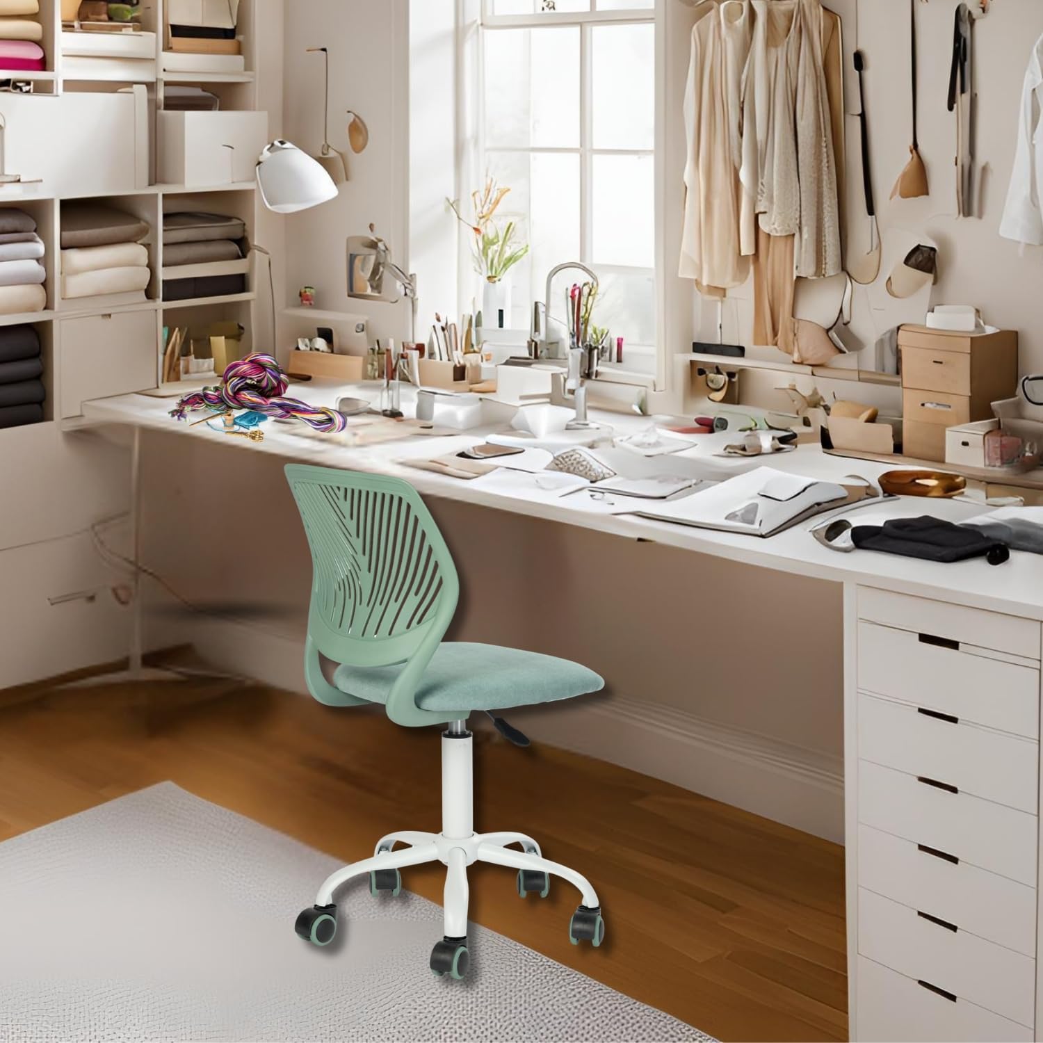 HOMYLIN Bügelstuhl mit Rollen, Ergonomischer höhenverstellbarer Stuhl