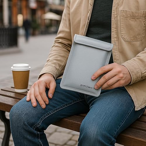 Miniatura 4 de Faraday - Bolsa para teléfonos – Bloqueo EMP y RFID, bolsa ignífuga e impermeable, escudo de señal antiseguimiento para privacidad y seguridad,