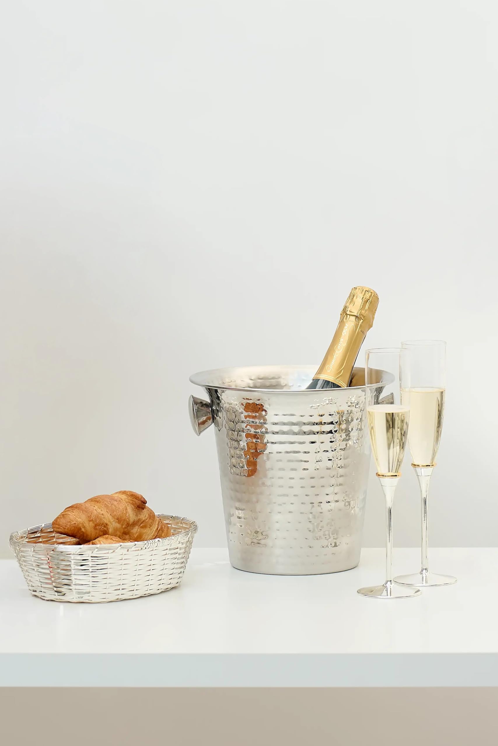 EDZARD Cubitera Joey (Ø 21 cm, Altura 23 cm) – Enfriador de Vino, Champán y Cava, Acero Inoxidable Martillado y Pulido a Alto Brillo con Asas, Cubitera Decorativa para Botellas