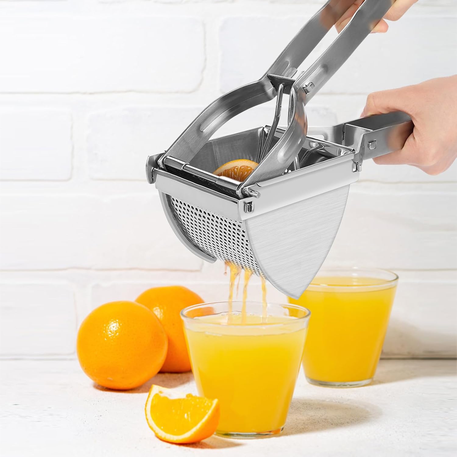 Potato Ricer, Stainless Steel Fruit Masher Heavy Duty Commercial Potato Press Mincer Food Chopper Kitchen Crusher for Mashed Potatoes Fruits Vegetables Yams Carrot