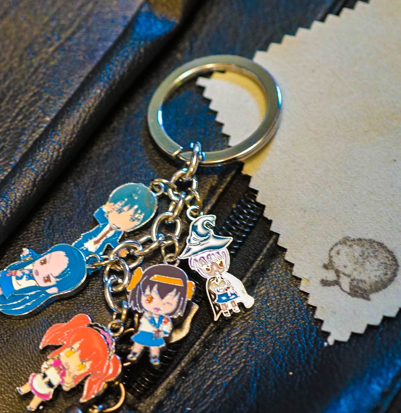 Amazon.co.jp: キーホルダー 涼宮ハルヒの憂鬱 チャーム 5吊 グッズ