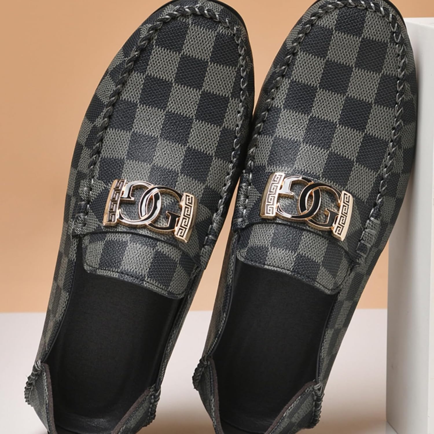 Men's Checkered Slip - on Loafer Casual Flat Shoes: Classy Design with Metal Ornament, Soft Leather for Comfortable Daily and Social Wear