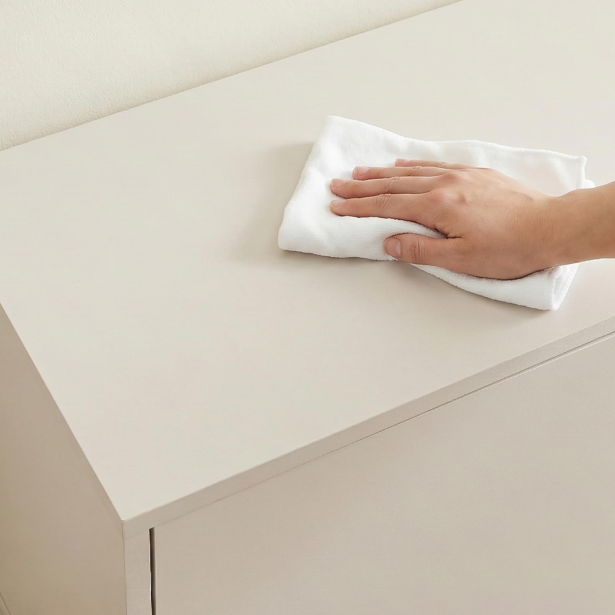 [en.casa] Lowboard Boxholm z 3 drzwiami 160 x 30 x 57 cm, kolor piaskowy | Kredens, szafka pod telewizor, komoda push-to-open, 2 przegródki, metalowa rama, regulowana, do salonu, jadalni, biura