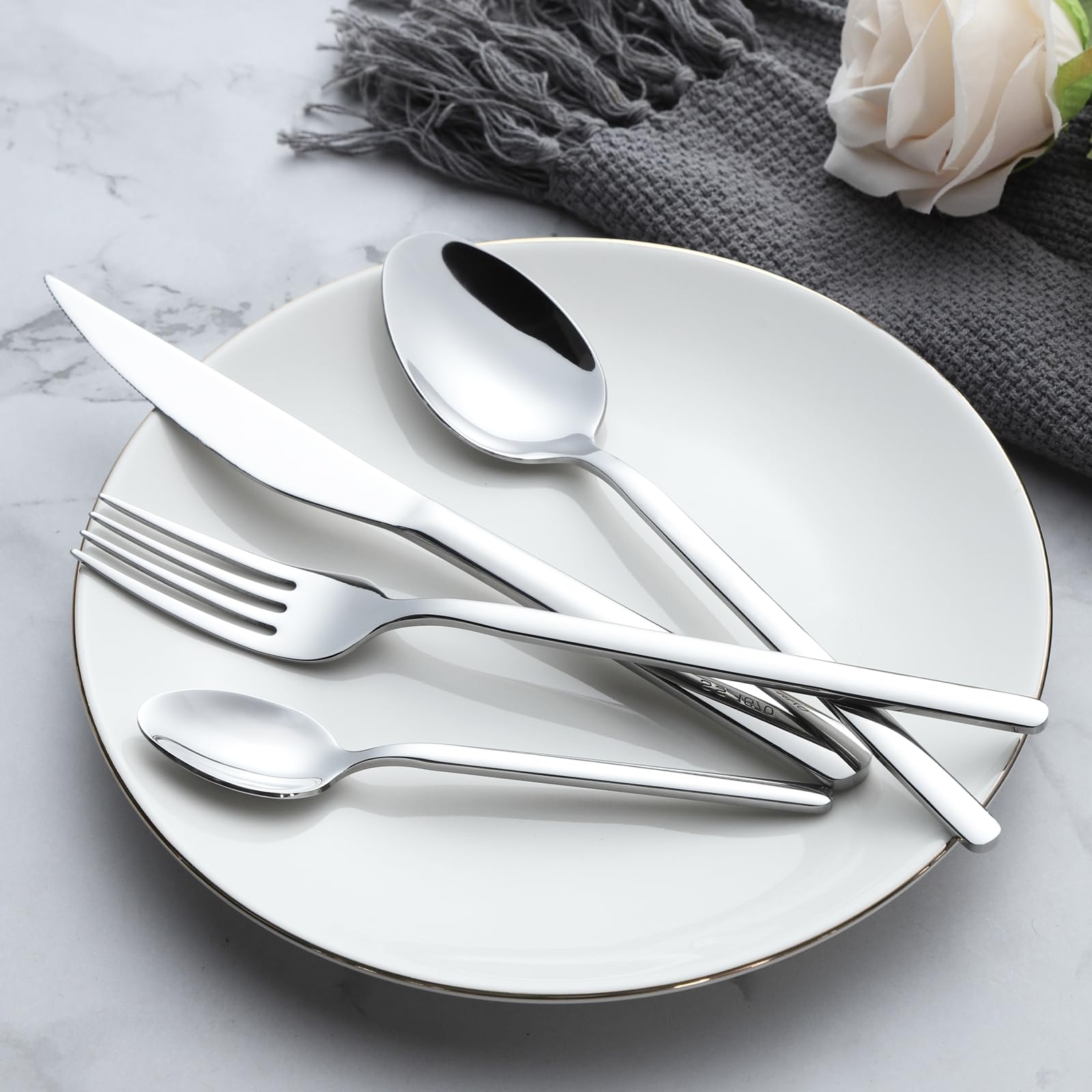 24 Pièces de Couverts pour 6 Personnes, Ensemble de Vaisselle en Acier Inoxydable, Jeunesse Polie, Jeunesse avec Couteaux, Fourchettes et Cuillères (Argent)