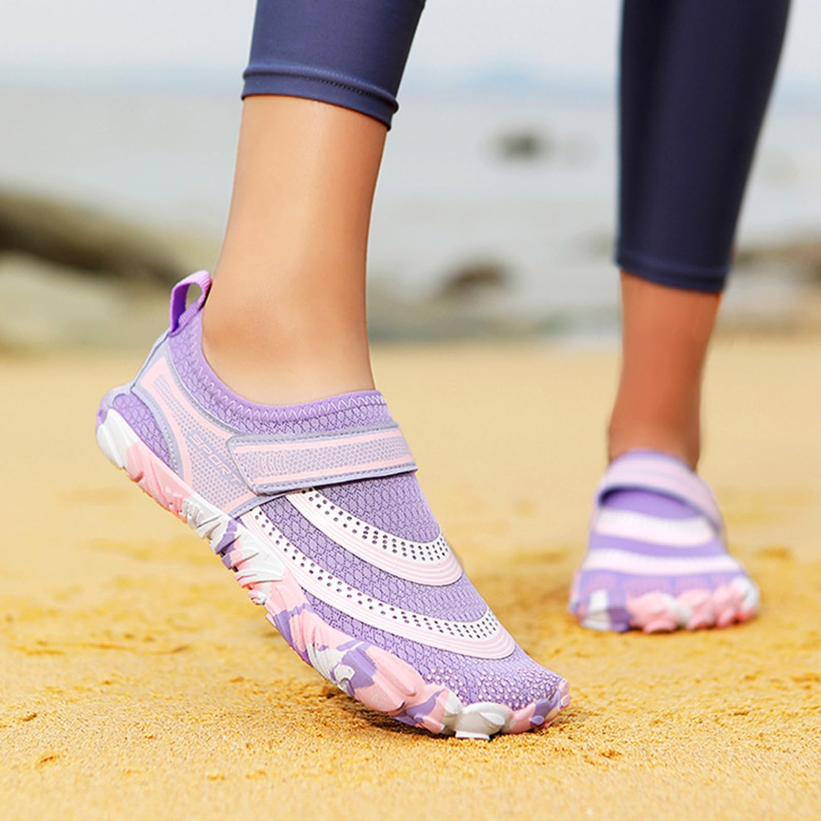 Męskie buty do wody na bose stopy, szybkoschnące skarpety do wody, lekkie buty do pływania z paskiem, na plażę, basen, surfowanie i kajak, Fioletowy, 38 EU